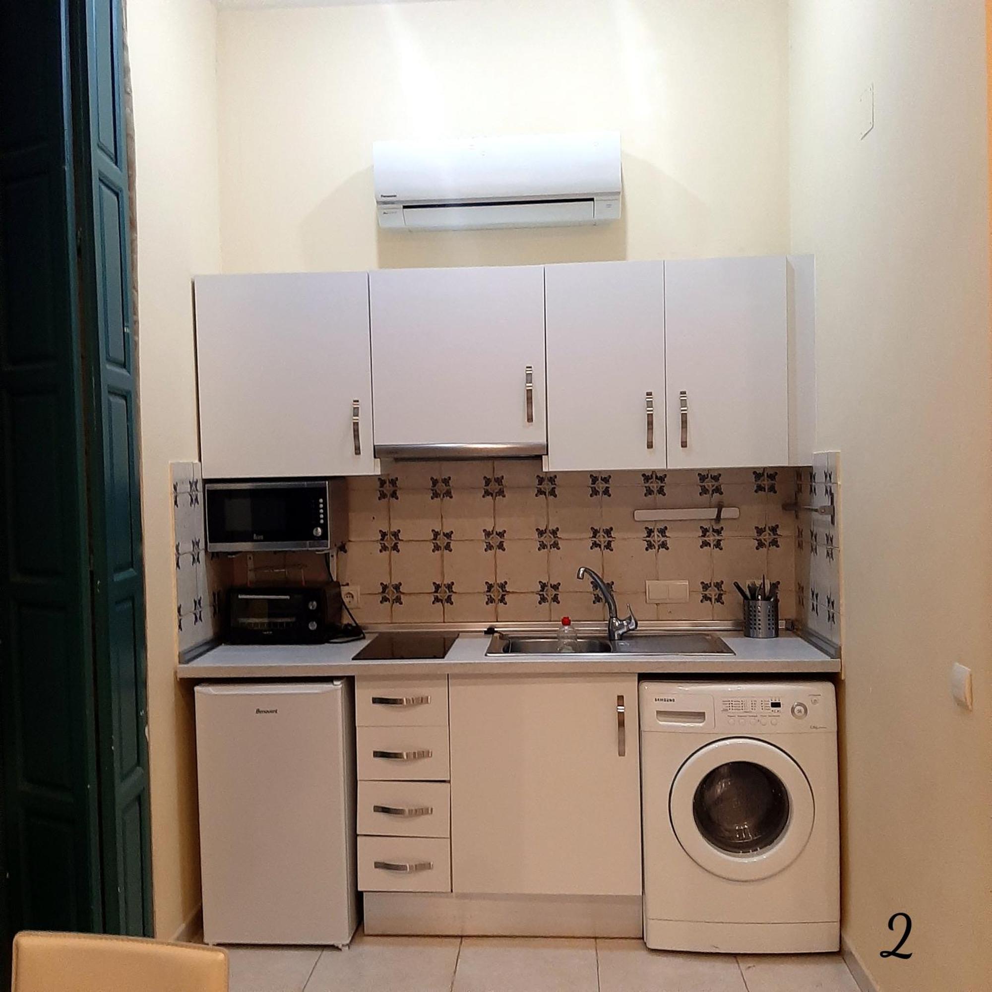 Apartamento Mon Cheri Malaga Exterior photo