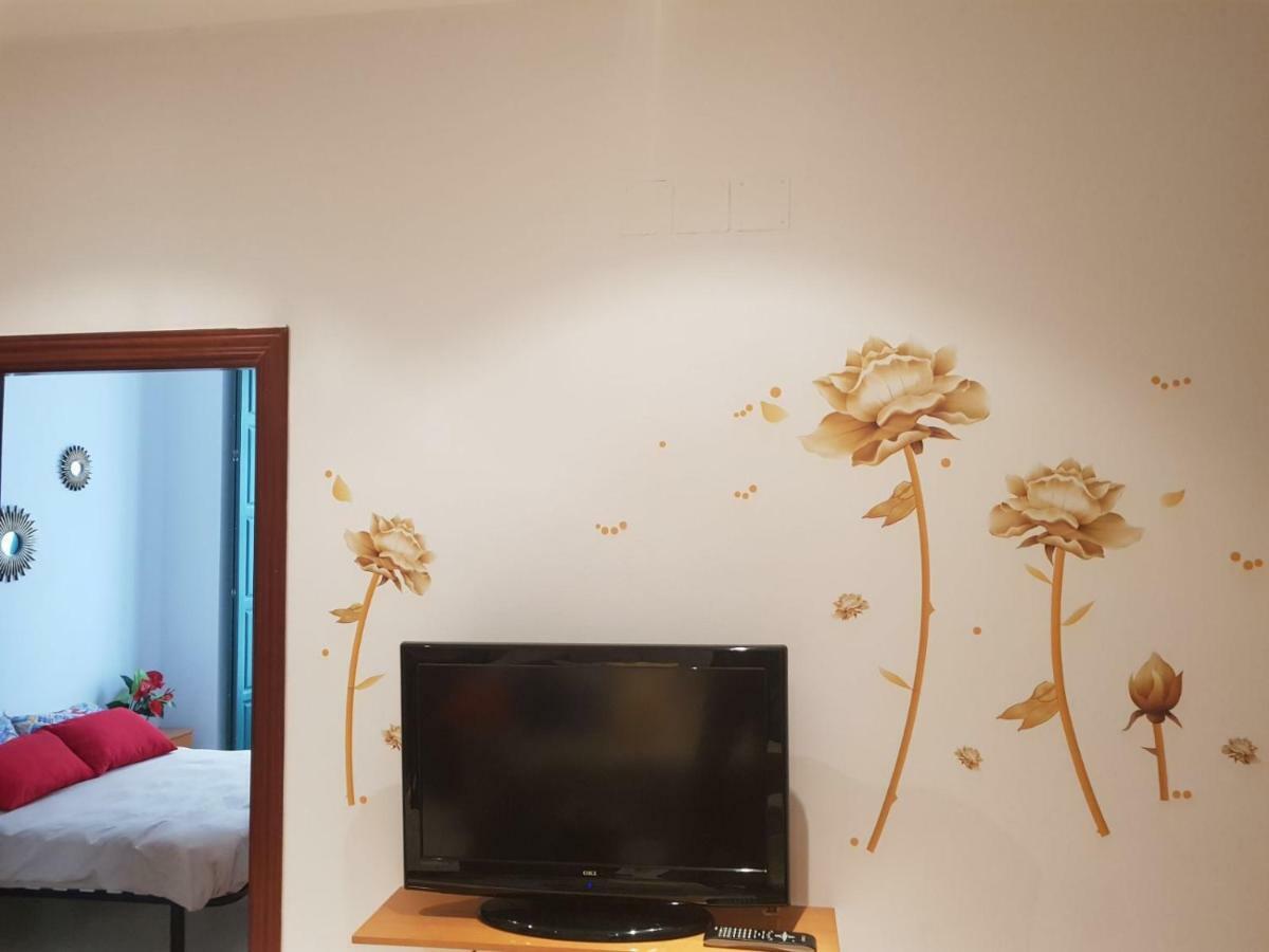 Apartamento Mon Cheri Malaga Exterior photo